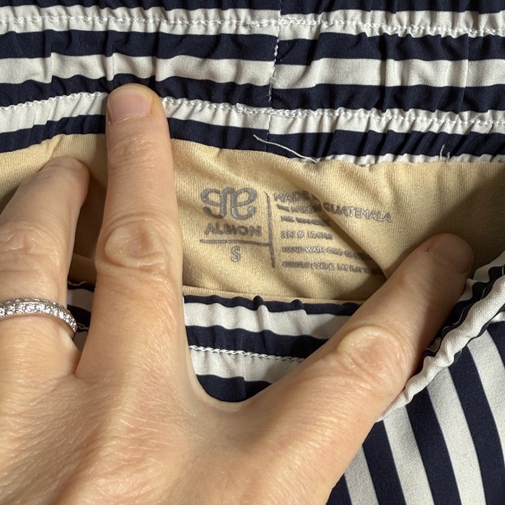 Albion Fit sprinter blue striped swim shorts women’s medium EUC - Picture 3 of 4
